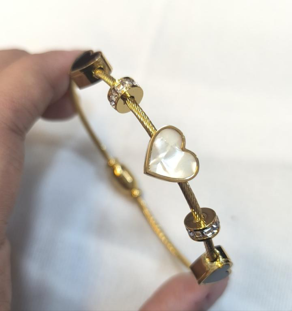 Heart Mother of pearl Kada