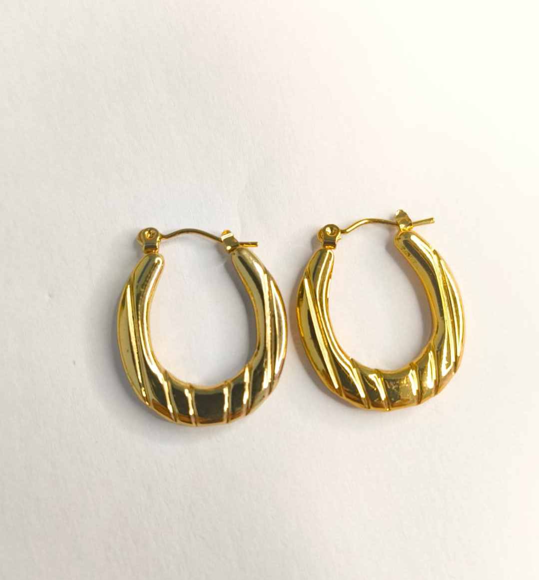 Elegant Hoop