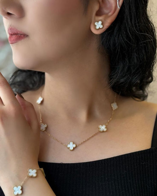 Clover Set White (Necklace, Earrings, Bracelet)